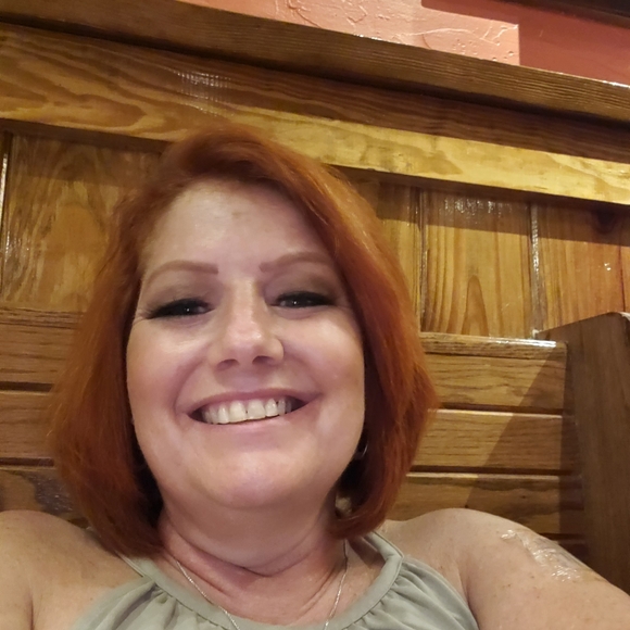 Meet your Posher, Nancy - Picture 2 of 2